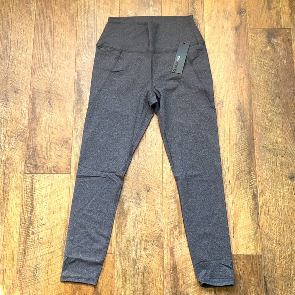 Mono B leggings